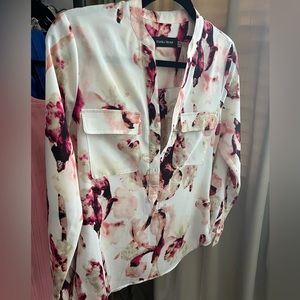 Ivanka trump. Pink and beige floral shirt.